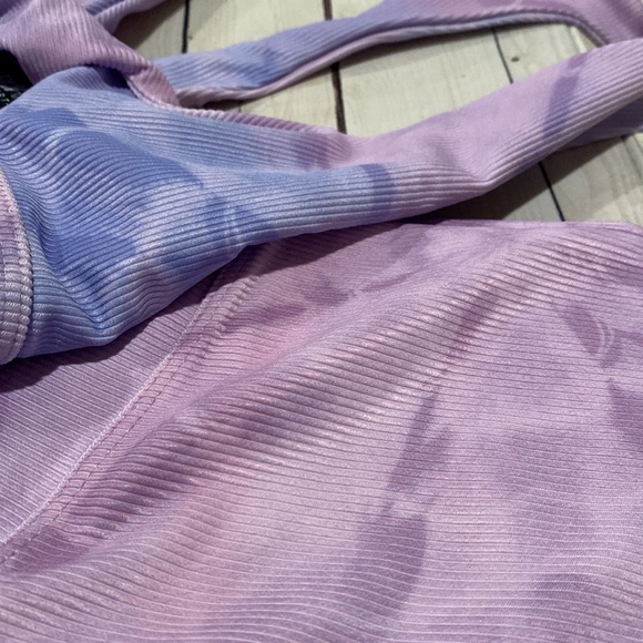 Beach Riot top + bottom — full set - Picture 4 of 4